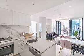 Airhome Southbank Riverside Tower