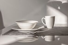 Airhome Southbank Riverside Tower