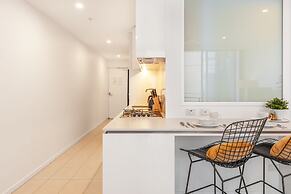 Airhome Southbank Riverside Tower