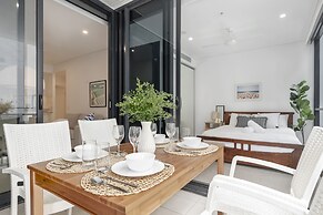 Airhome Southbank Riverside Tower