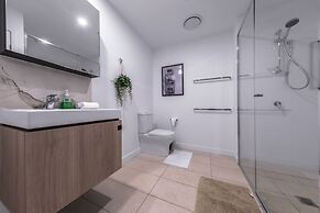 Airhome Southbank Riverside Tower