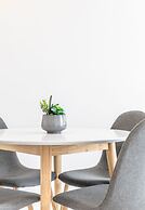 Airhome Southbank Riverside Tower