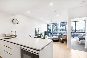 Airhome Southbank Riverside Tower