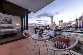 Airhome Southbank Riverside Tower