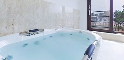 Pool Villa Linderburg