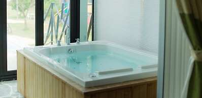 Pool Villa Linderburg