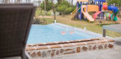 Pool Villa Linderburg