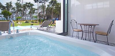 Pool Villa Linderburg