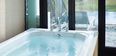 Pool Villa Linderburg