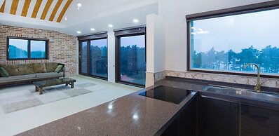 Pool Villa Linderburg