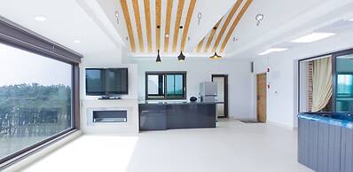 Pool Villa Linderburg