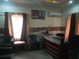 Bayse One Place Jericho