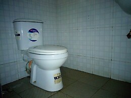 Bayse One Place Jericho