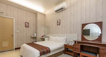 Jia-Jia Business Hotel