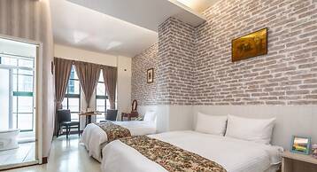 Jia-Jia Business Hotel