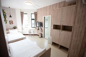 Jia-Jia Business Hotel