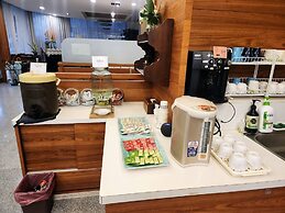 Jia-Jia Business Hotel