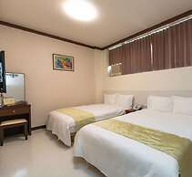 Jia-Jia Business Hotel
