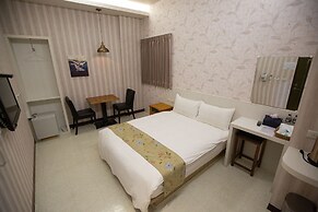 Jia-Jia Business Hotel