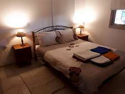 The Lemon Tree Lodge Rustic Village