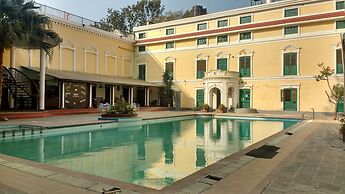 Yellow Durbar Apartment and Lounge