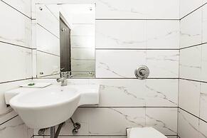 Hotel Subash International