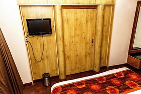 Hotel Subash International