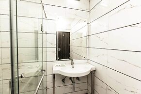 Hotel Subash International