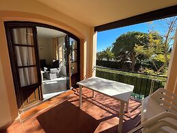 Apartamentos El Toro