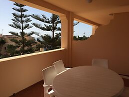 Apartamentos El Toro