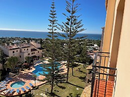 Apartamentos El Toro