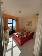 Apartamentos El Toro