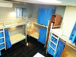 Day & Night - Hostel