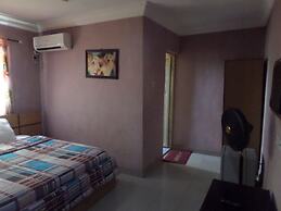 Fatty K Hotel and Suites