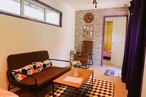 Lumut Cube Homestay Kontena