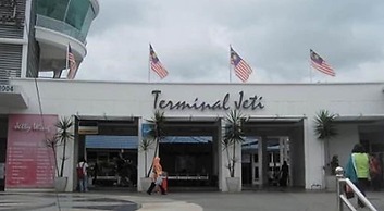 Lumut Cube Homestay Kontena