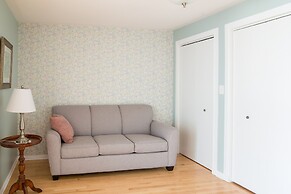 Kindred Spirits Inn & Cottages