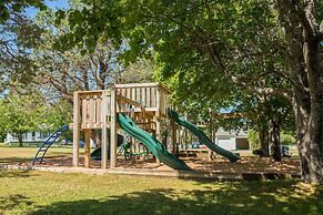 Kindred Spirits Inn & Cottages