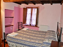 Antico Borgo Isola Santa