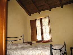 Antico Borgo Isola Santa