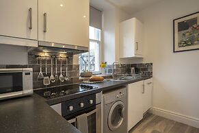 Top of the Bank Apartment