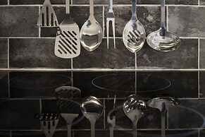 Top of the Bank Apartment