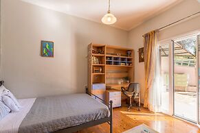 Ipsos Pool Apartments, Elena & Maria by Konnect