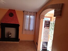 Karingo House