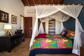 Vila do Outeiro em frente a praça da igreja