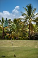Vila do Outeiro em frente a praça da igreja
