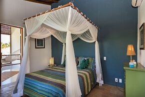 Vila do Outeiro em frente a praça da igreja