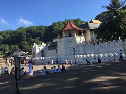 White Lodge Kandy