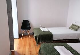 Apartment With Yard in Alfama