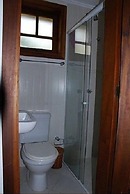 Casa 4 suites a 200m da Rua das Pedras